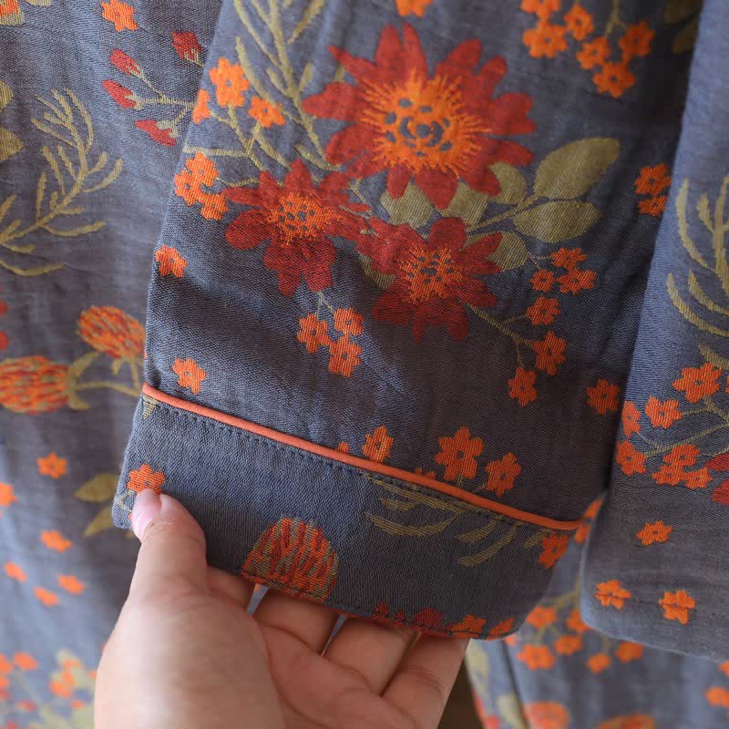 Pyjama en gaze de coton d'inspiration vintage avec un motif floral - image 7