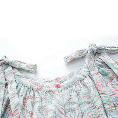 Chemise de nuit bleue à bretelles fines et à motifs de vagues artistiques - image 7