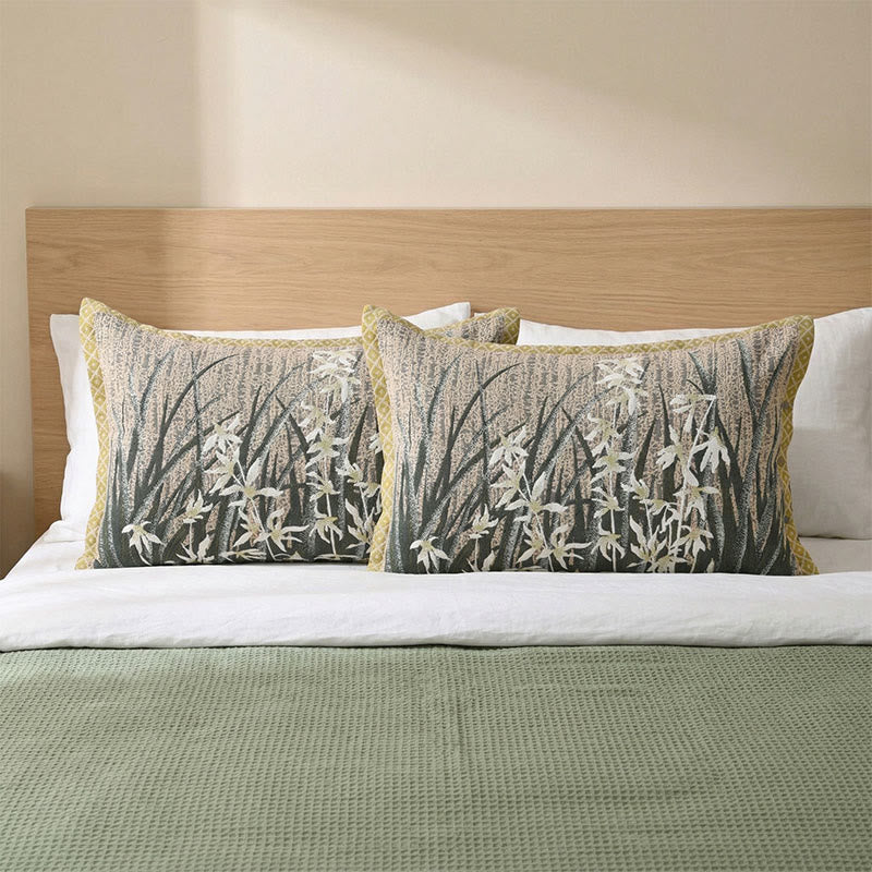 Taies d'oreiller en coton à motif d'orchidées et boutons (2 pièces) - Vert et jaune - 80 cm x 54 cm - image 0