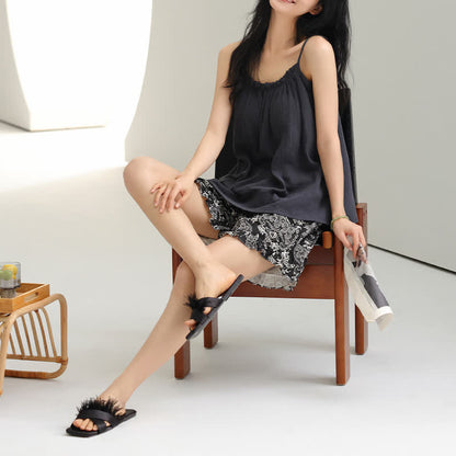 Ensemble pyjama style vintage avec débardeur et short - image 2