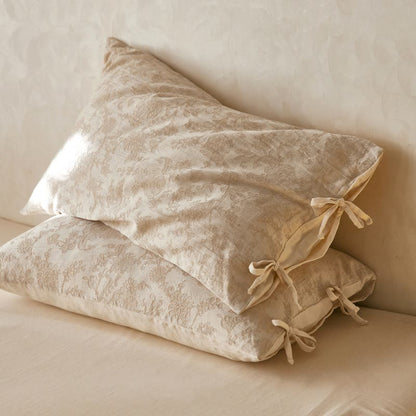 Taies d'oreiller en coton et lin à motif de nœud floral (2 pièces) - brun clair - 48 cm x 74 cm - image 0