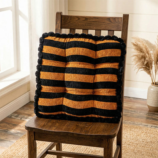Coussin décoratif carré en chenille rayée - Noir et orange - 45 cm x 45 cm - image 0