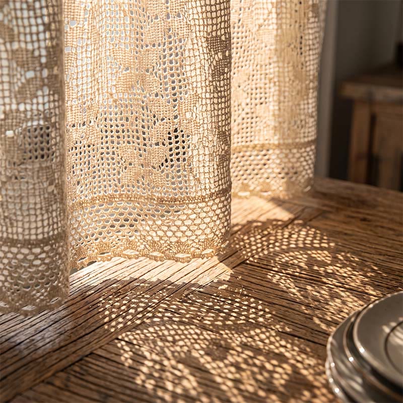 Rideau au crochet orné d'un trèfle à quatre feuilles - image 2