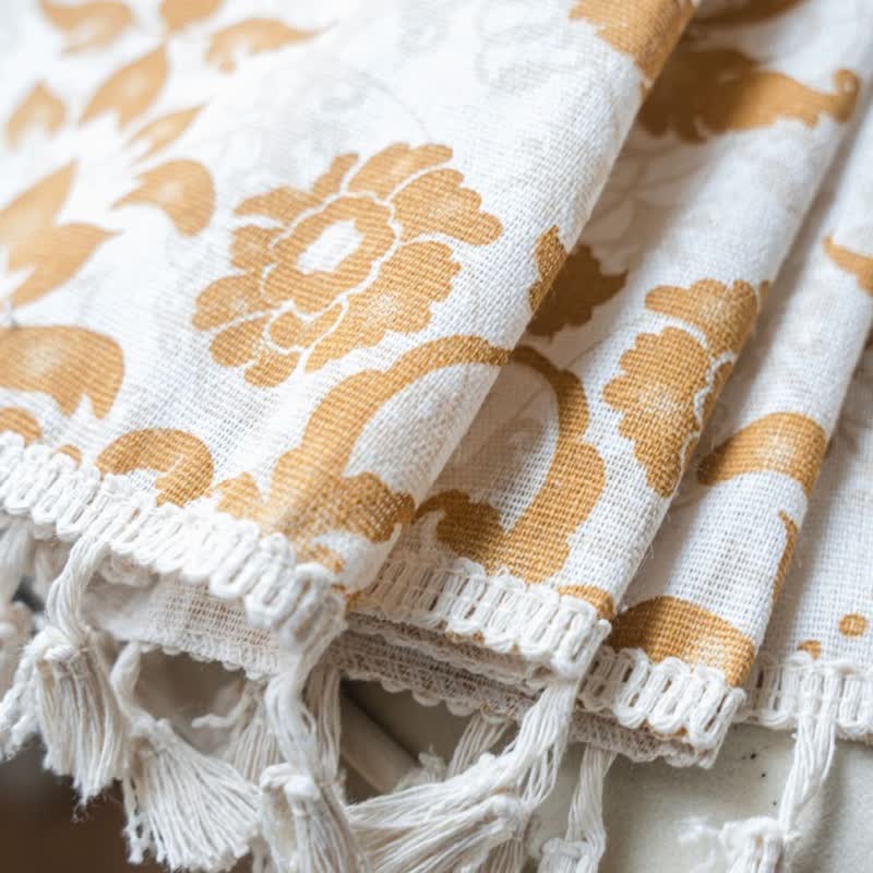 Rideau vintage à motifs jaunes et à pompons - image 4