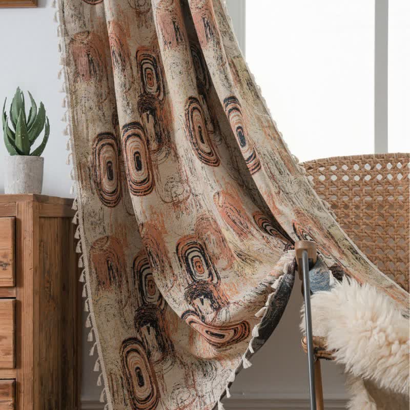 Rideau jacquard à motif d'anneaux d'arbre et à pompons - image 1