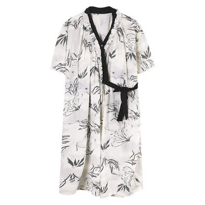 Chemise de nuit à motifs artistiques et volants latéraux à nouer - image 7