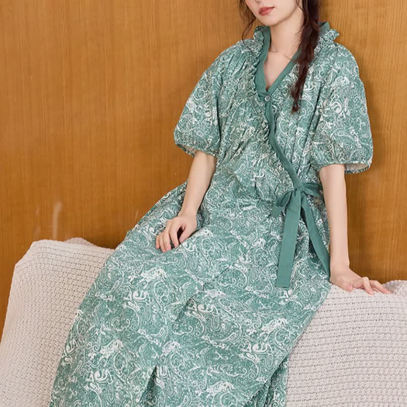 Chemise de nuit verte vintage à volants et liens sur les côtés - image 5