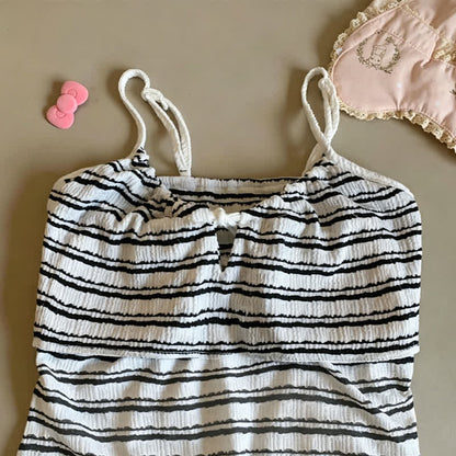 Ensemble pyjama avec nœud sur le devant, débardeur rayé et short - image 12