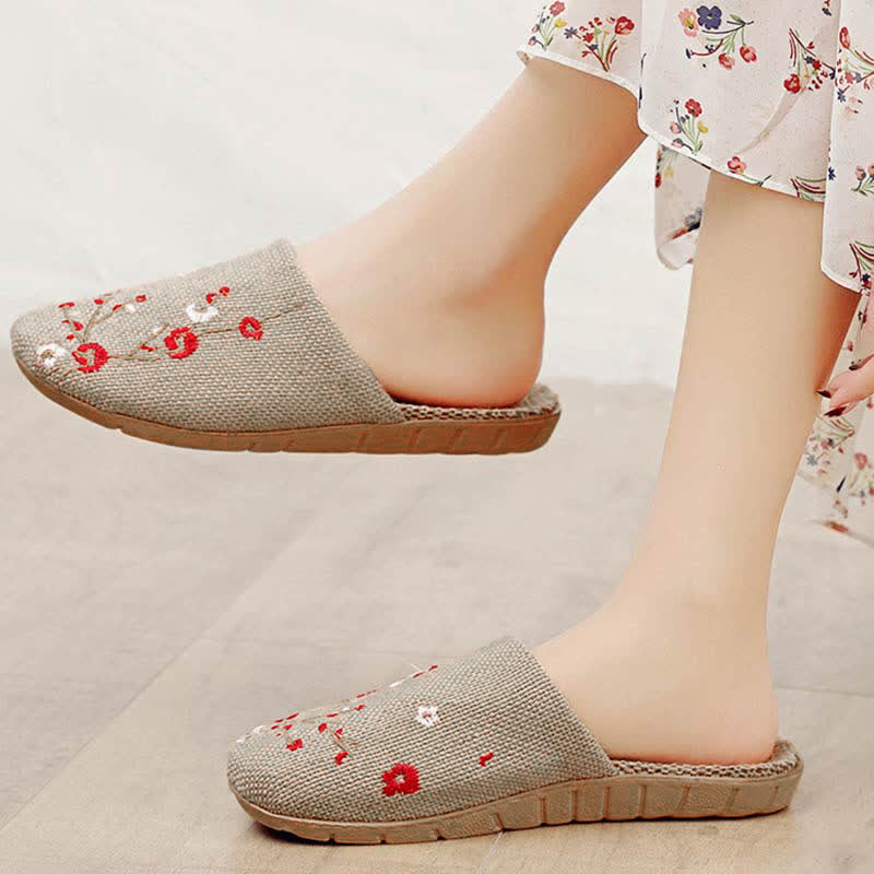 Chaussons confortables en lin brodés Plum Bossom - image 6