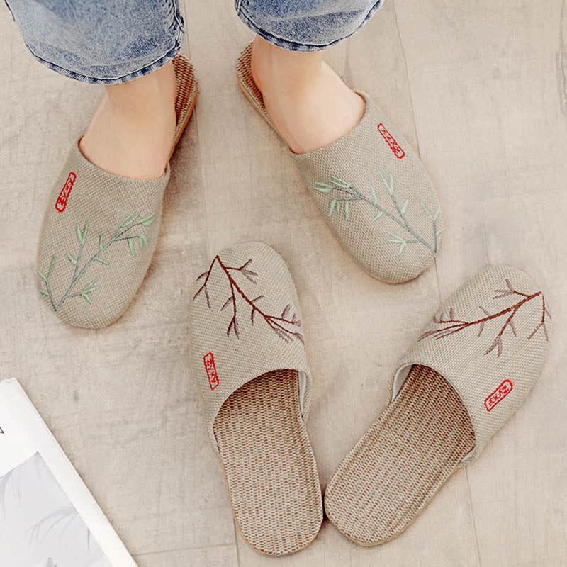 Chaussons confortables en lin brodés Plum Bossom - image 2