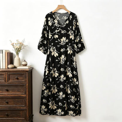 Robe d'intérieur élégante à motif floral et col en V - image 1