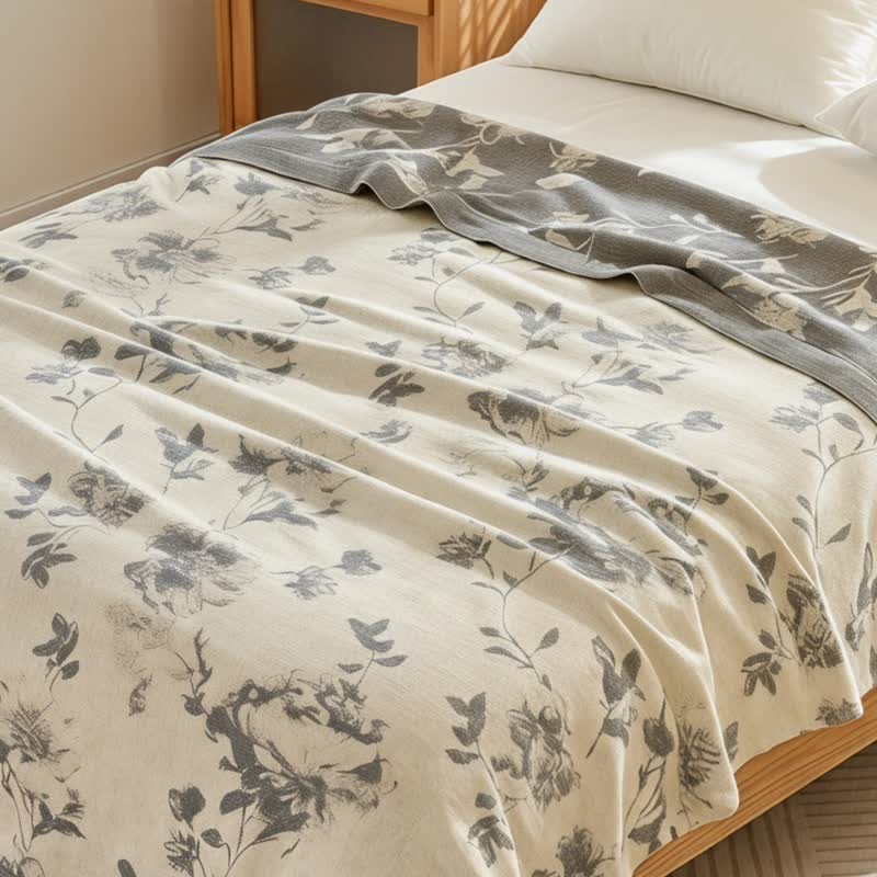 Couette vintage en coton à motifs floraux - image 1