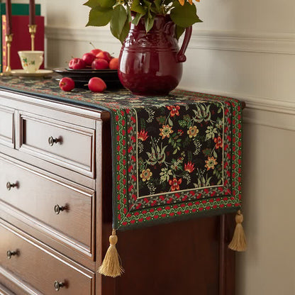 Chemin de table à motif floral et de pompons de style vintage - image 2