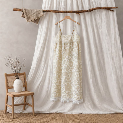 Chemise de nuit couleur crème à motifs floraux et à pompons - image 6