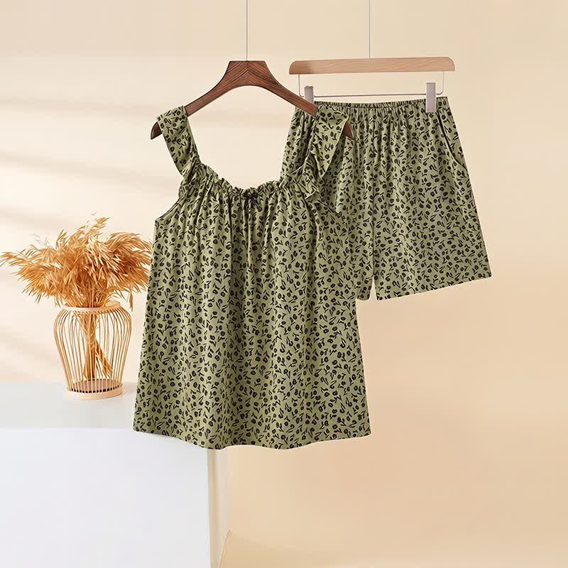 Ensemble pyjama vert olive à volants et motifs floraux - image 2