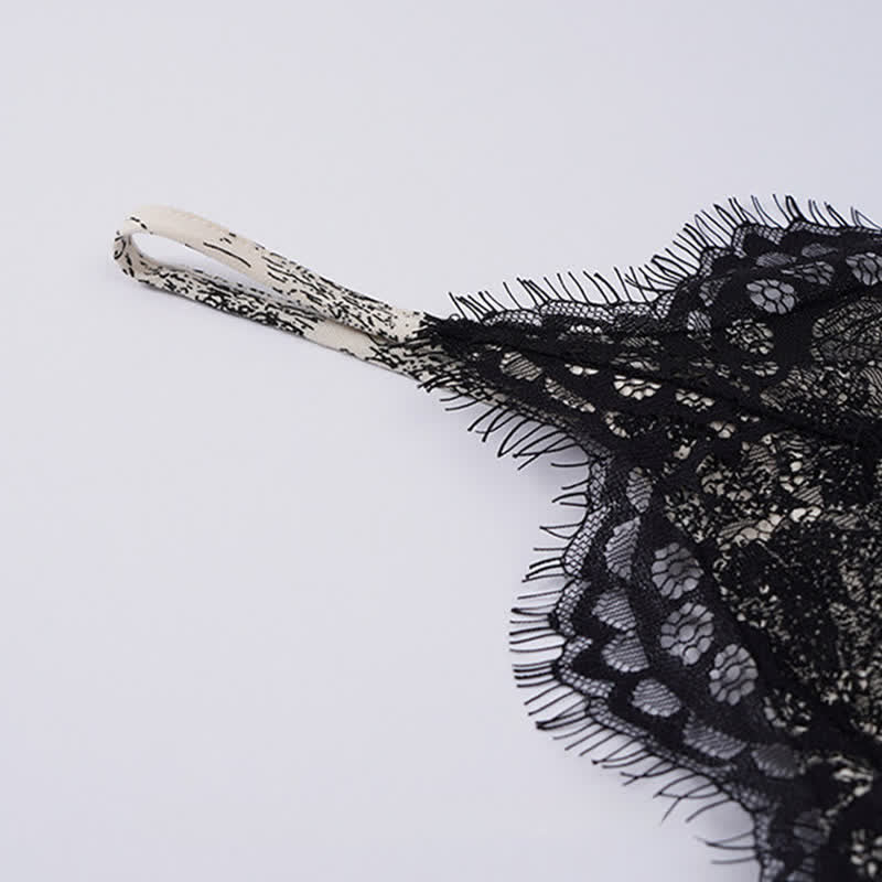 Ensemble vintage composé d'un débardeur et d'un short en dentelle florale - image 5