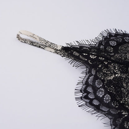 Ensemble vintage composé d'un débardeur et d'un short en dentelle florale - image 5