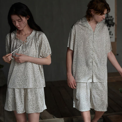 Ensemble de vêtements d'intérieur en satin de soie pour lui et elle - image 0