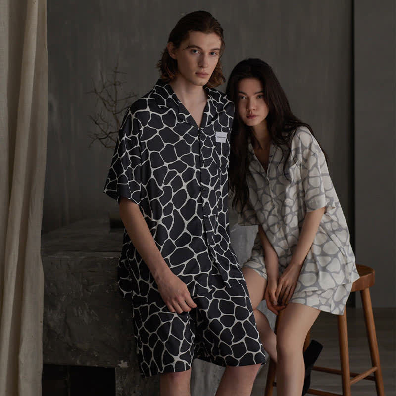 Pyjama assorti avec un motif de pierre irrégulier - image 1