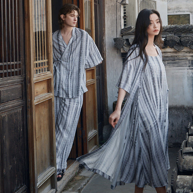 Ensemble pyjama assorti à rayures batik - image 1