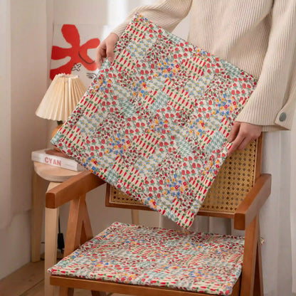 Coussin de chaise à patchwork floral Ownkoti Cottage - image 1