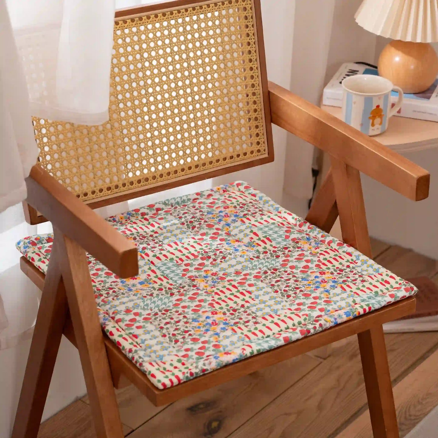 Coussin de chaise à patchwork floral Ownkoti Cottage - image 2
