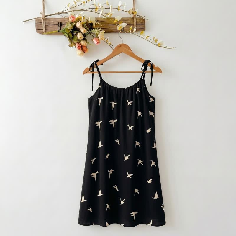 Robe d'intérieur à bretelles en coton imprimé oiseaux Ownkoti - Noir - XXL - image 0