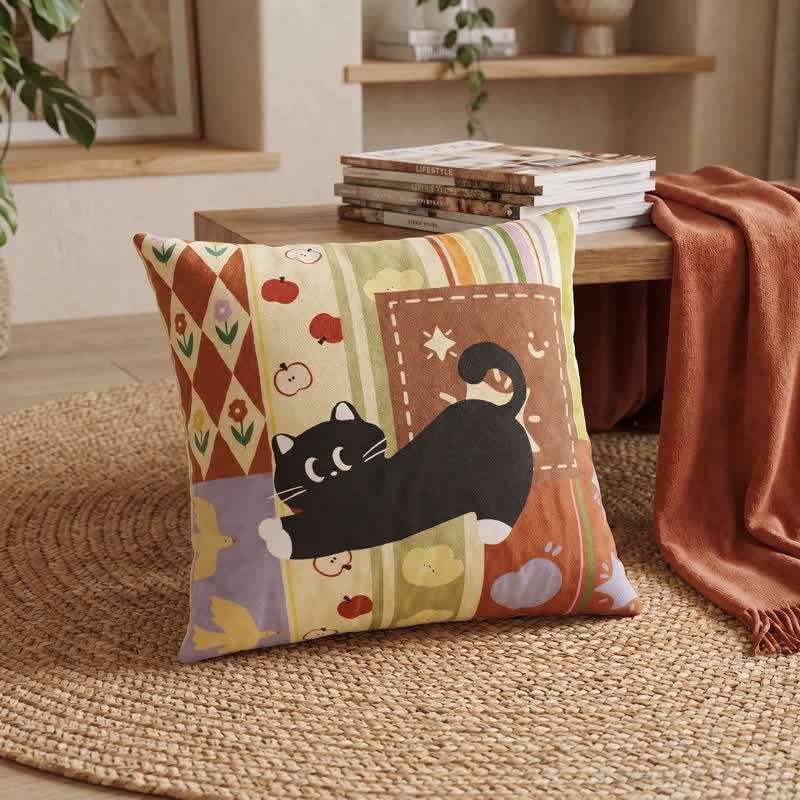 Coussin décoratif Ownkoti à motif chat noir patchwork fantaisiste - image 1
