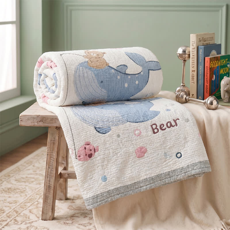 Couverture bébé matelassée en lyocell Ownkoti motif baleine et ours - image 3