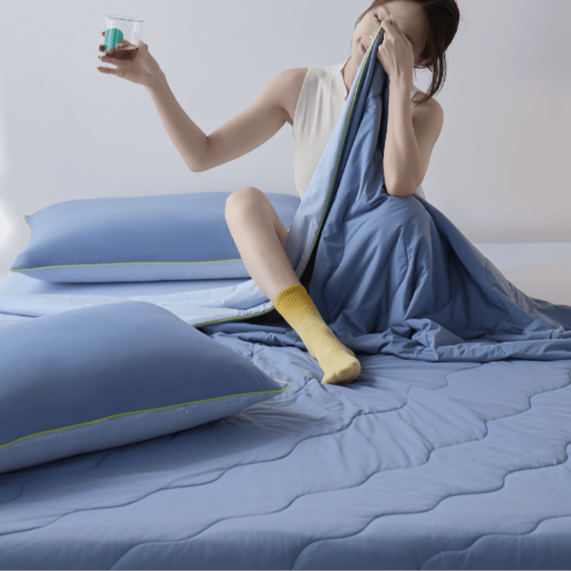 Couette d'été légère et rafraîchissante double face Ownkoti - Bleu poussiéreux - 79" × 91" - image 4