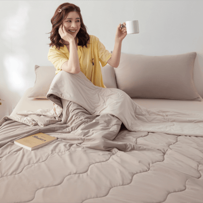 Couette d'été légère et rafraîchissante double face Ownkoti - Beige latte - 79" × 91" - image 8