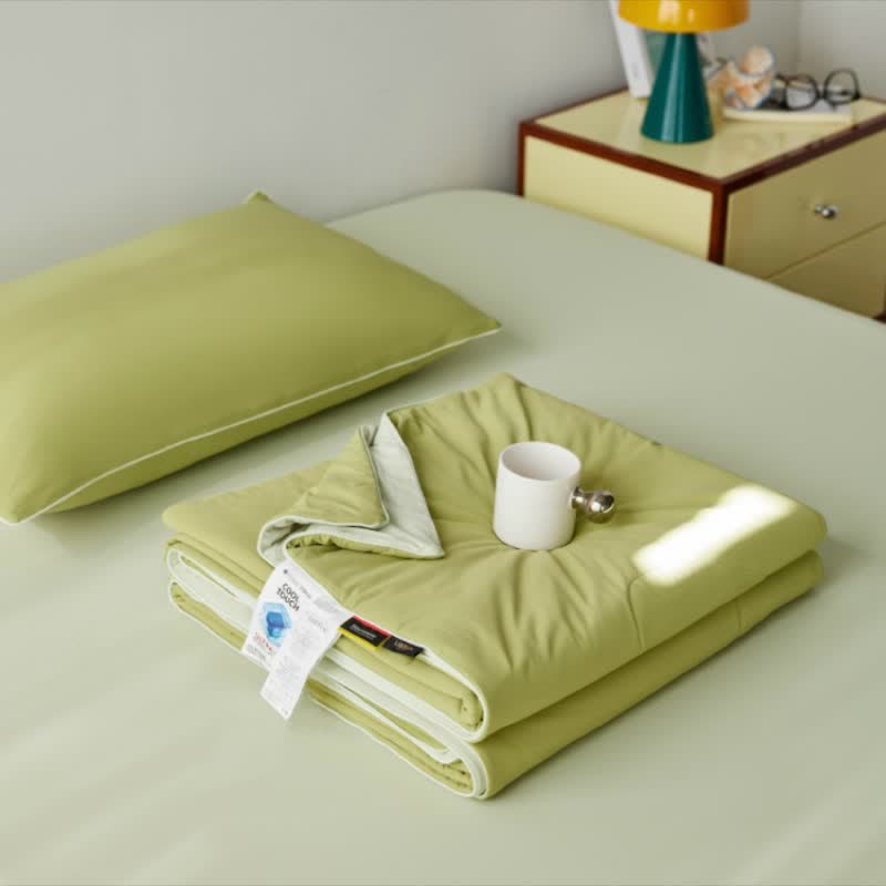 Couette d'été légère et rafraîchissante de style nordique Ownkoti - image 1