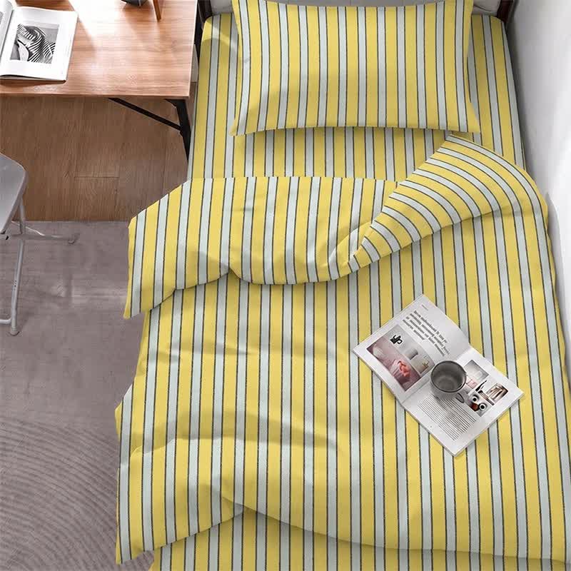 Ensemble de literie à rayures bicolores modernes Ownkoti - Twin XL - Rayures jaunes - Ensemble complet de 5 pièces - image 0