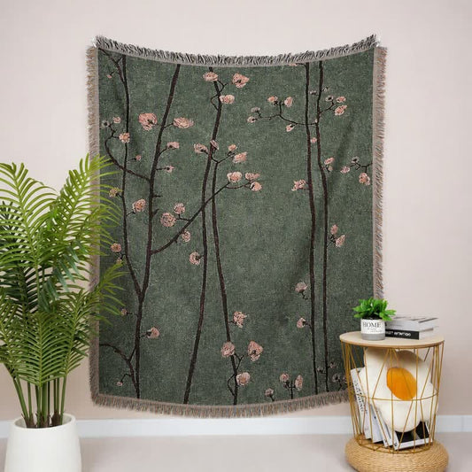 Jeté décoratif à pompons vert vintage Ownkoti à motif de fleurs de prunier - 51" x 63" - image 0