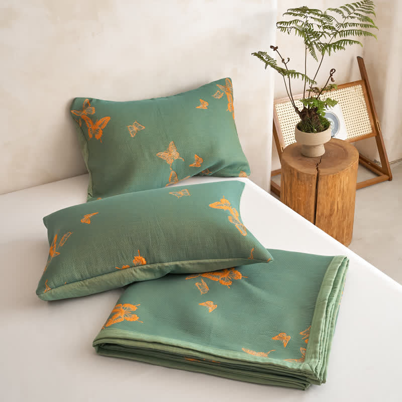 Couette en coton à imprimé papillon élégant Ownkoti - Vert et jaune - 2 taies d'oreiller - 20 po x 36 po - image 3