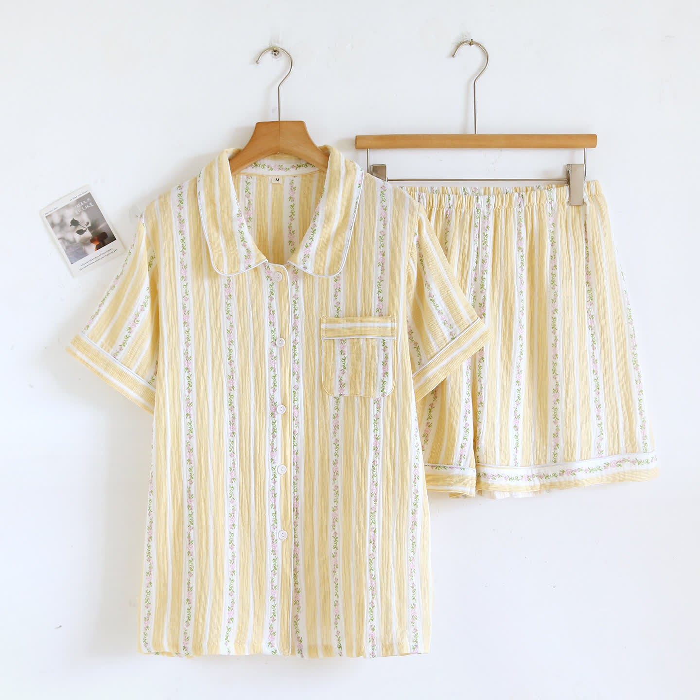 Ensemble de vêtements d'intérieur à rayures florales et patte de boutonnage - Jaune - XL - image 0