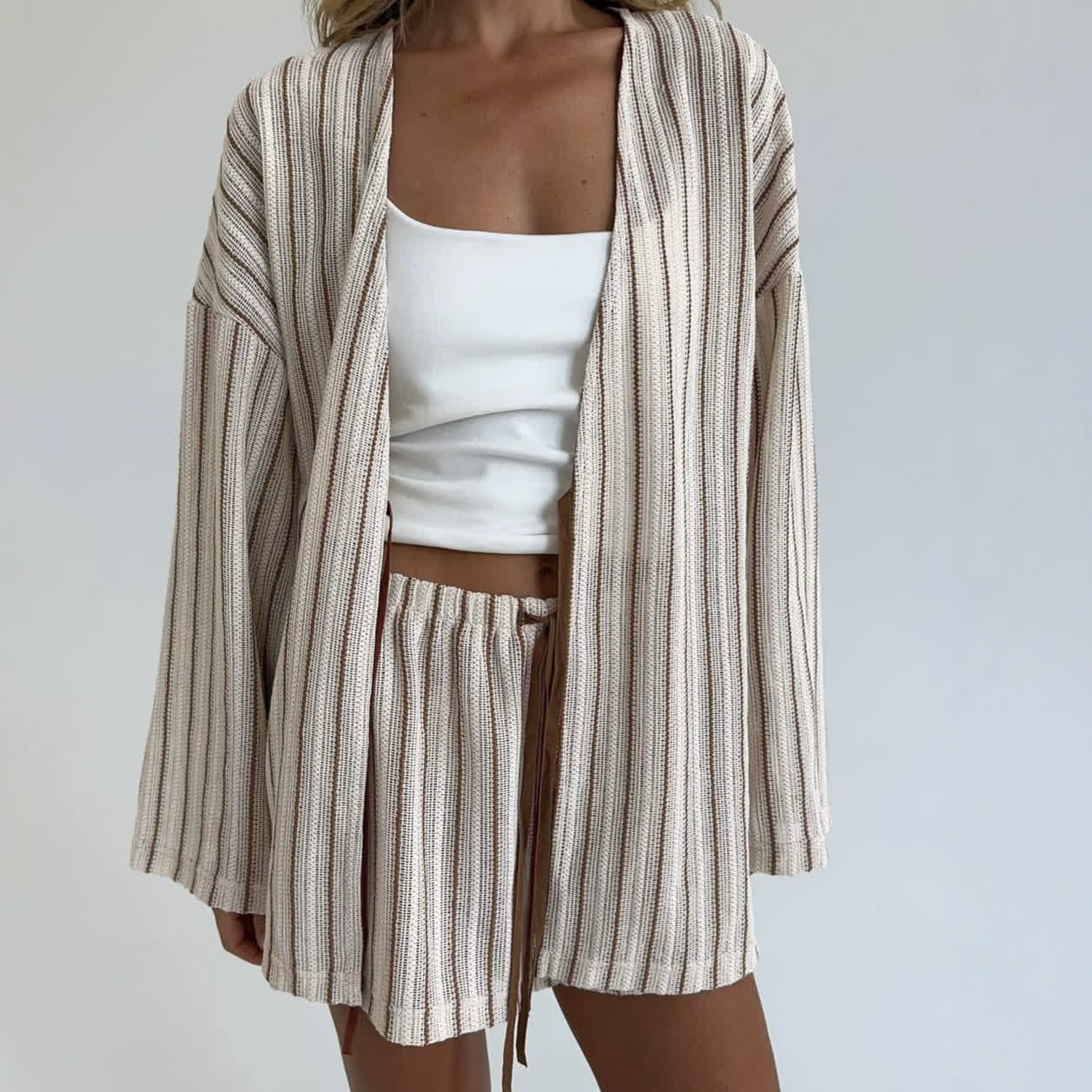 Ensemble de vêtements d'intérieur de villégiature en coton rayé facile à porter - image 3