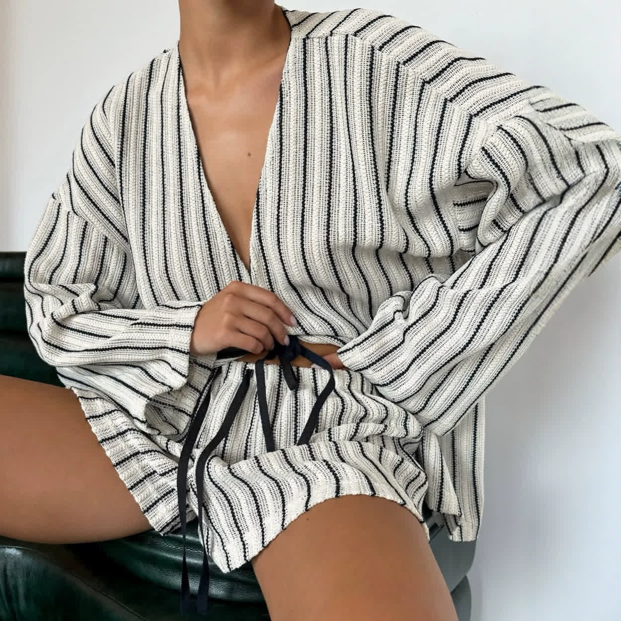 Ensemble de vêtements d'intérieur de villégiature en coton rayé facile à porter - Noir - L - image 0