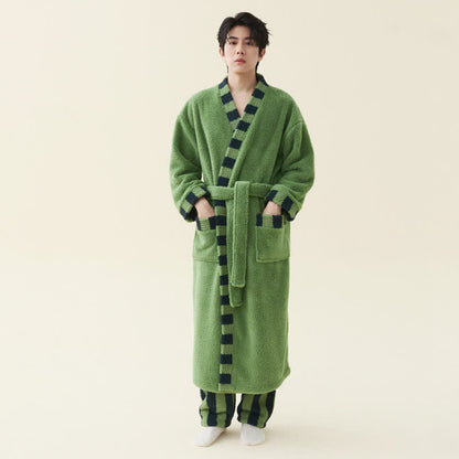 Peignoir en polaire douce avec bordure contrastée. - Vert avocat - Peignoir avec pantalon - Taille 2XL homme - image 3