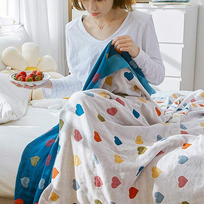Couette réversible en gaze de coton avec des cœurs colorés