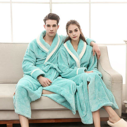 Pyjama en polaire épaisse, peignoir confortable