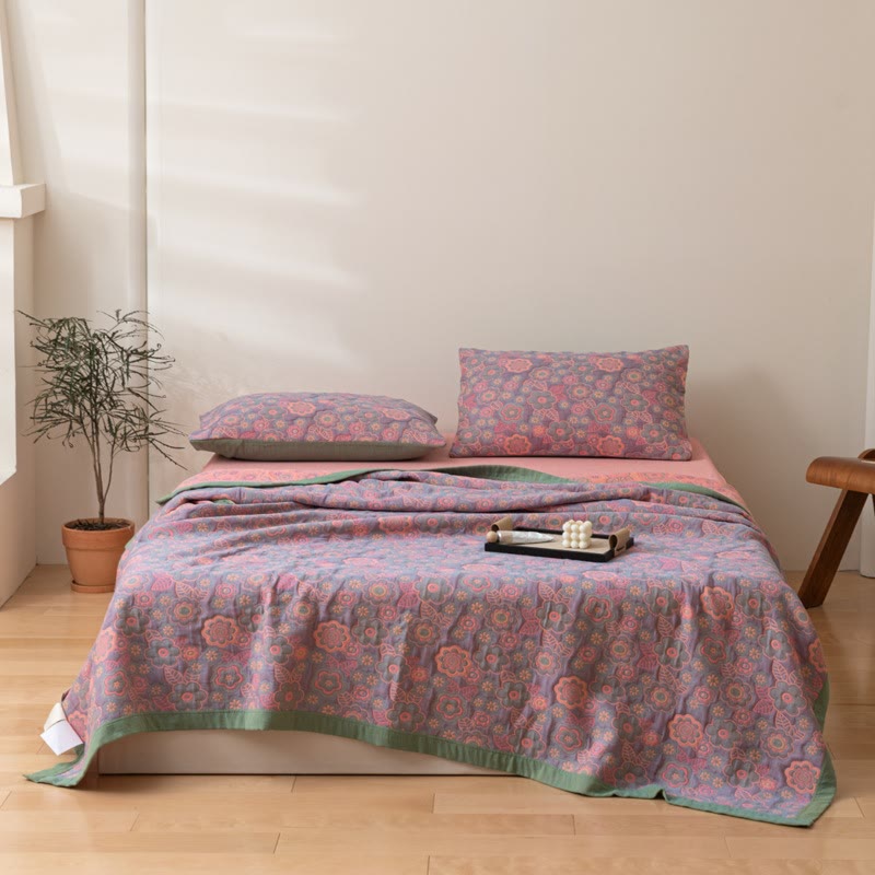 Couette réversible en gaze de coton à motif jacquard floral