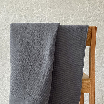 Tissu en mousseline uni et respirant