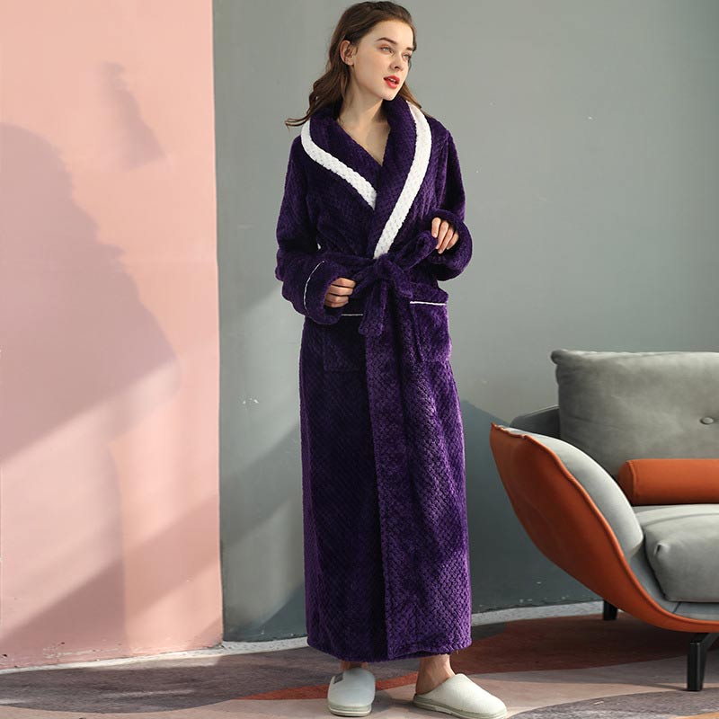Pyjama en polaire épaisse, peignoir confortable
