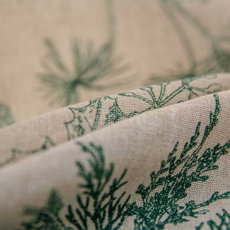 Rideau vert à pompons et motif oiseaux