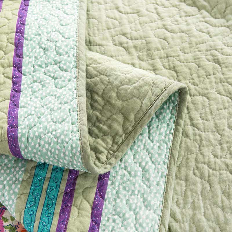 Couette patchwork bohème avec motif floral et taies d'oreiller