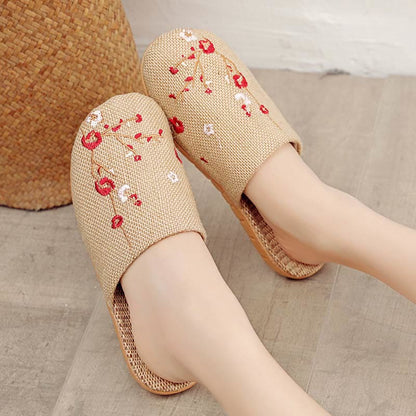 Chaussons confortables en lin brodés Plum Bossom