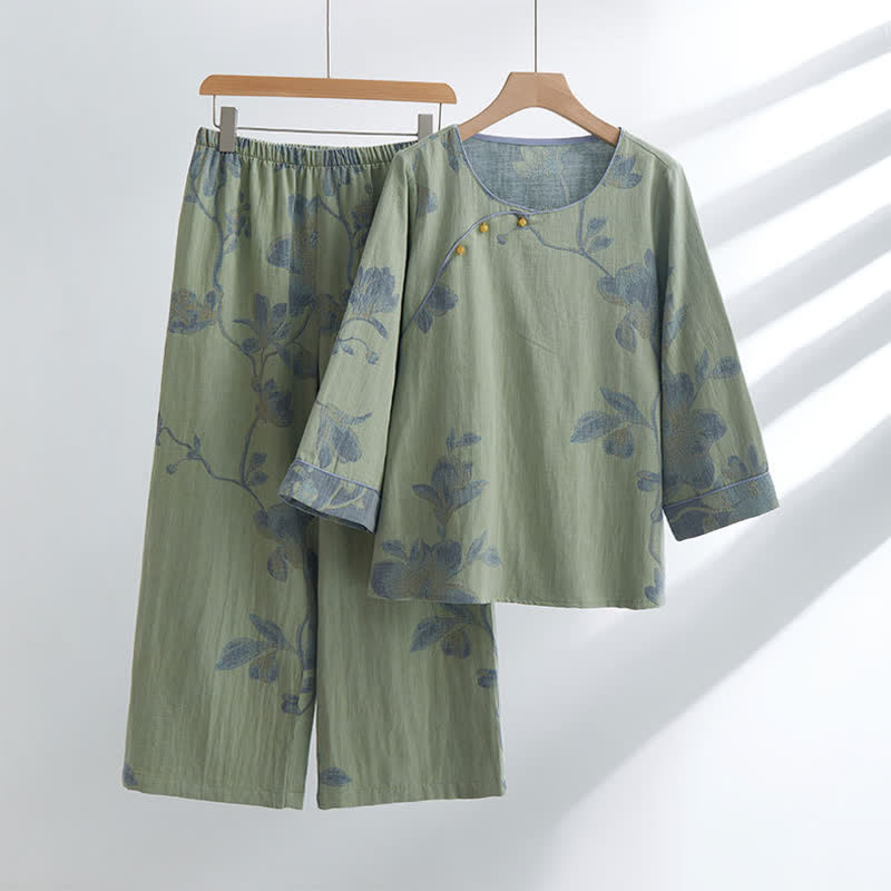 Ensemble de vêtements d'intérieur confortables en coton avec col rond et motif floral