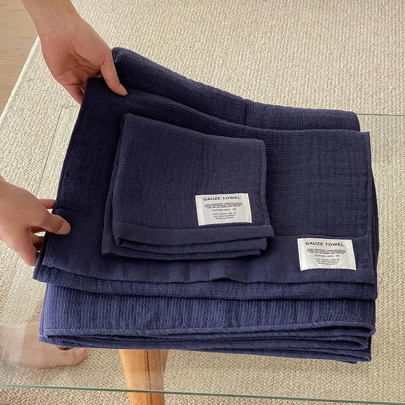 Tissu en mousseline uni et respirant
