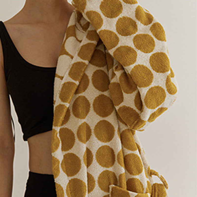 Peignoir à capuche et ceinture à pois